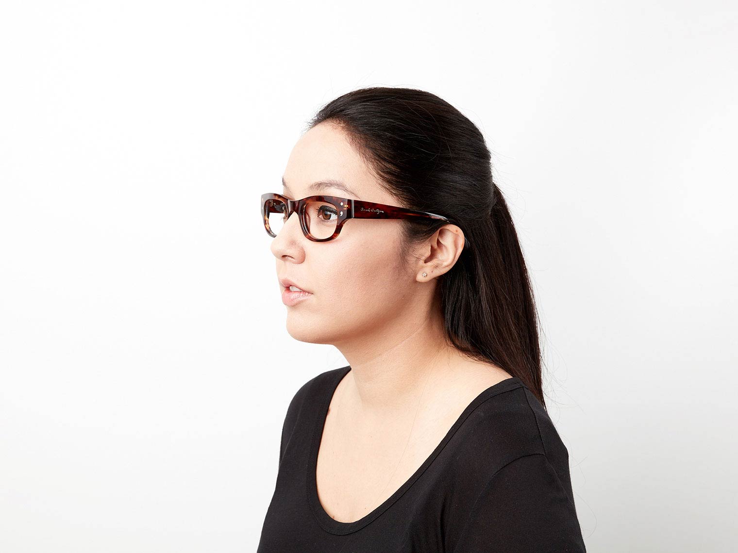 Derek Cardigan 7026 metric view