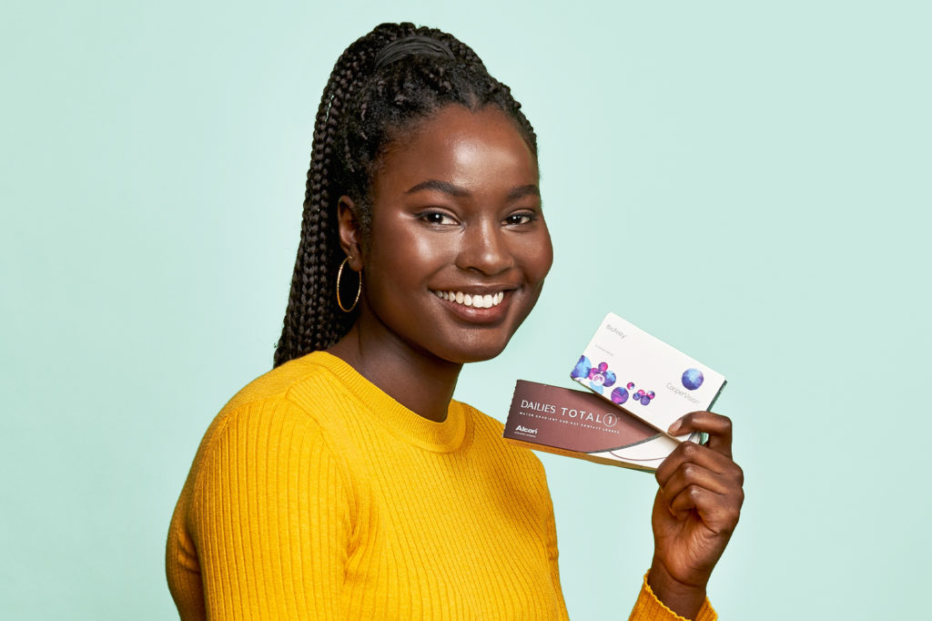 5 Reasons to upgrade or change your contact lenses
