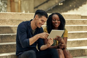 Virtual Try On: How to try glasses on online